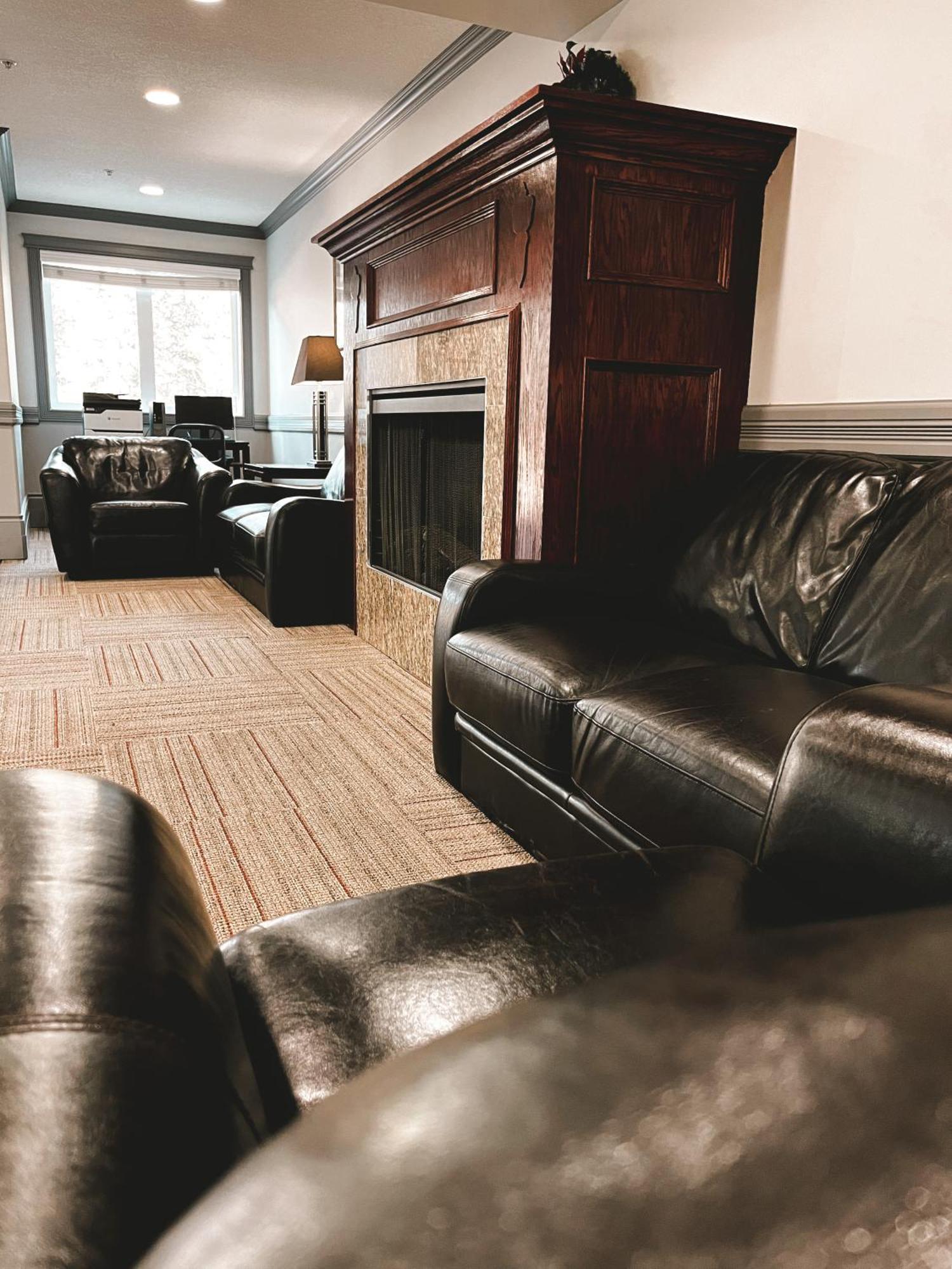 Quality Inn & Suites Hinton Dış mekan fotoğraf