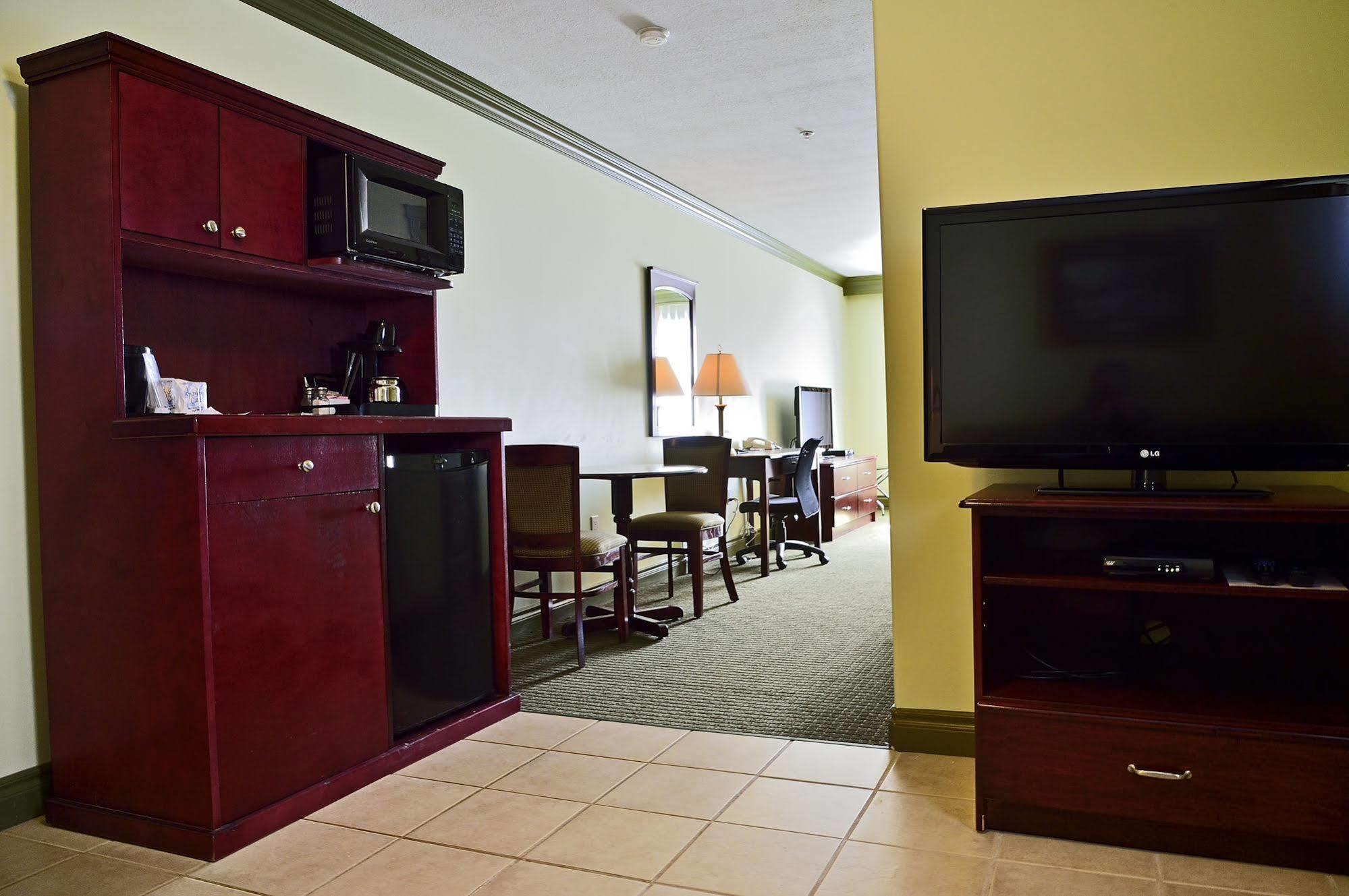 Quality Inn & Suites Hinton Dış mekan fotoğraf